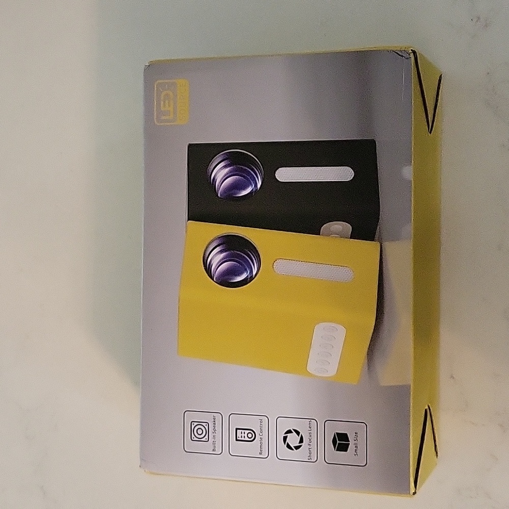 LED Source Mini Projector